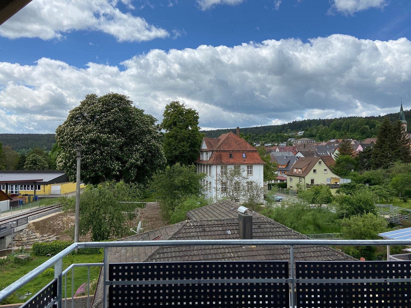 Pronájem bytu 2+1 70 m², Tuttlingen, Bádensko-Württembersko Pronájem bytu 2+1 70 m², Tuttlingen, Bádensko-Württembersko