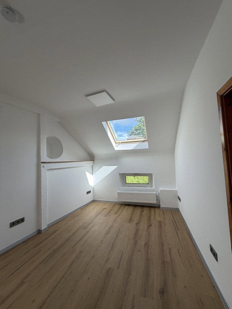 Pronájem bytu 2+1 55 m², Wormser Str. 3, Grünstadt, Porýní-Falc Pronájem bytu 2+1 55 m², Wormser Str. 3, Grünstadt, Porýní-Falc