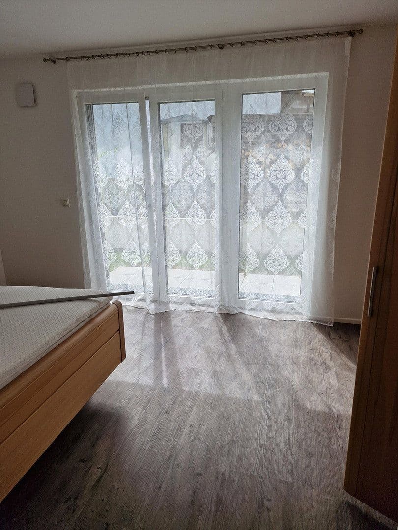 Pronájem bytu 3+1 86 m², Von-Gemmingen-Str. 15, Bad Rappenau, Bádensko-Württembersko Pronájem bytu 3+1 86 m², Von-Gemmingen-Str. 15, Bad Rappenau, Bádensko-Württembersko