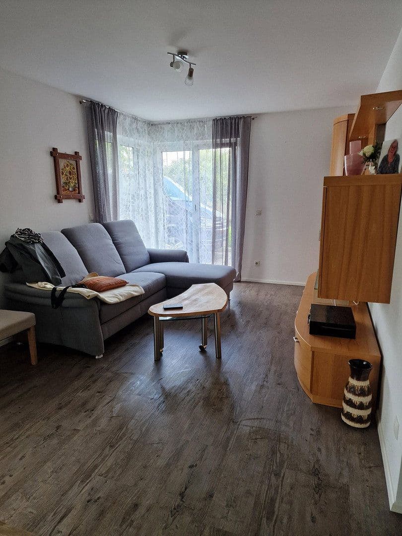 Pronájem bytu 3+1 86 m², Von-Gemmingen-Str. 15, Bad Rappenau, Bádensko-Württembersko Pronájem bytu 3+1 86 m², Von-Gemmingen-Str. 15, Bad Rappenau, Bádensko-Württembersko
