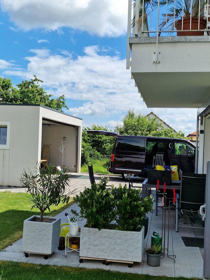 Pronájem bytu 3+1 86 m², Von-Gemmingen-Str. 15, Bad Rappenau, Bádensko-Württembersko Pronájem bytu 3+1 86 m², Von-Gemmingen-Str. 15, Bad Rappenau, Bádensko-Württembersko