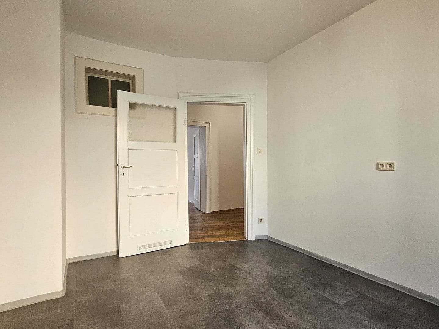 Pronájem bytu 2+1 70 m², Franziskaner Straße 3, München, Bavorsko Pronájem bytu 2+1 70 m², Franziskaner Straße 3, München, Bavorsko