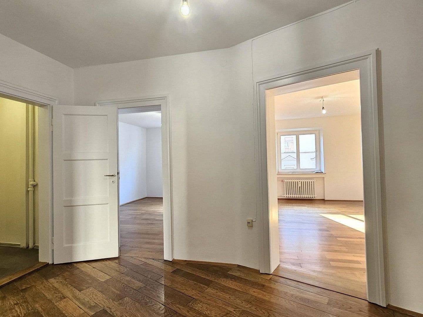 Pronájem bytu 2+1 70 m², Franziskaner Straße 3, München, Bavorsko Pronájem bytu 2+1 70 m², Franziskaner Straße 3, München, Bavorsko