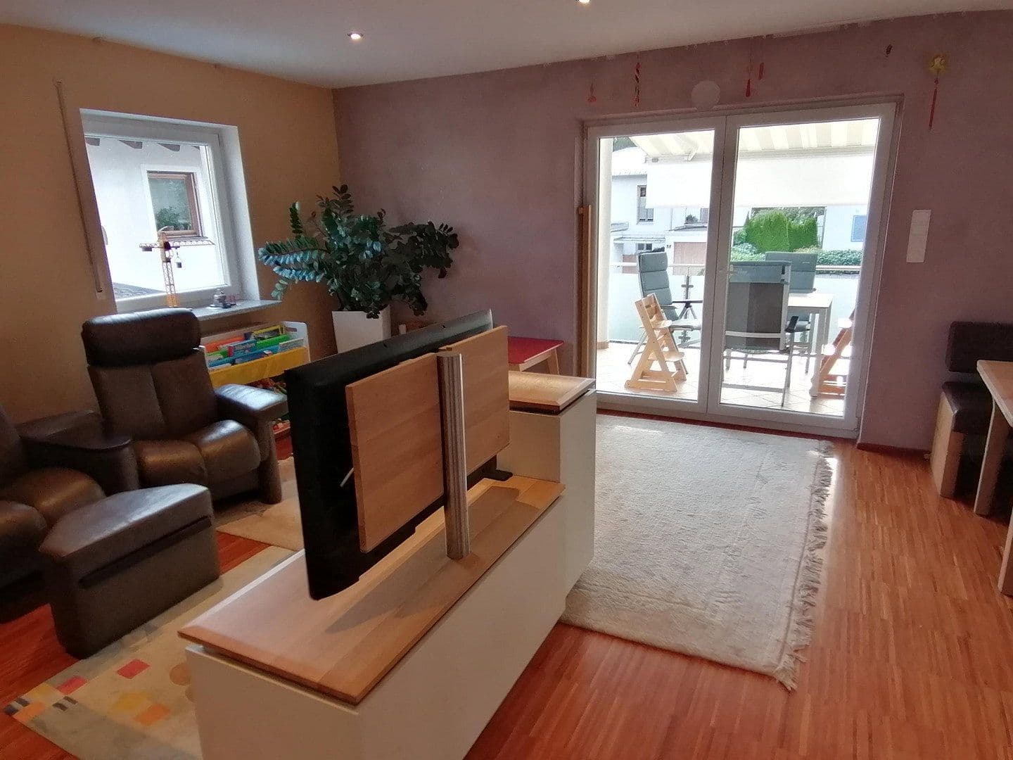 Pronájem bytu 4+1 120 m², Ingolstadt, Bavorsko Pronájem bytu 4+1 120 m², Ingolstadt, Bavorsko
