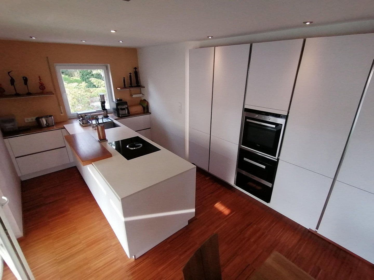 Pronájem bytu 4+1 120 m², Ingolstadt, Bavorsko Pronájem bytu 4+1 120 m², Ingolstadt, Bavorsko