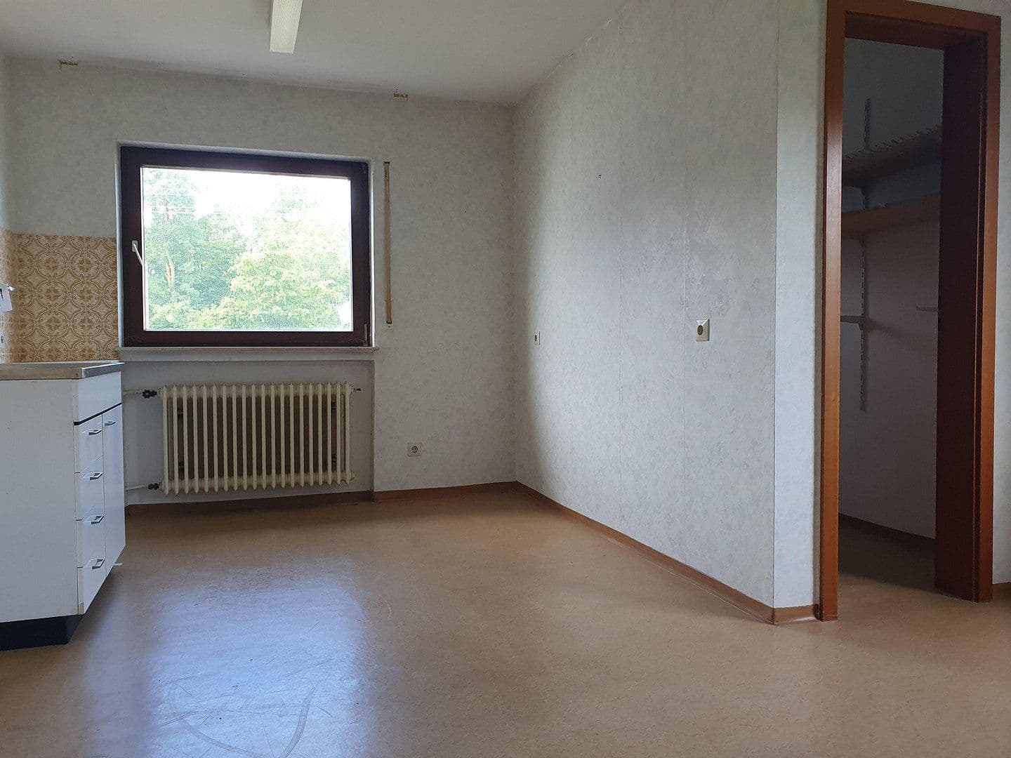 Prodej domu 216 m², pozemek 676 m², Landgraben 34, Bad Wimpfen, Bádensko-Württembersko Prodej domu 216 m², pozemek 676 m², Landgraben 34, Bad Wimpfen, Bádensko-Württembersko