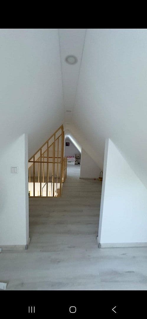 Pronájem bytu 4+1 90 m², Nürnberg, Bavorsko Pronájem bytu 4+1 90 m², Nürnberg, Bavorsko