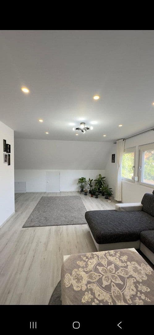 Pronájem bytu 4+1 90 m², Nürnberg, Bavorsko Pronájem bytu 4+1 90 m², Nürnberg, Bavorsko