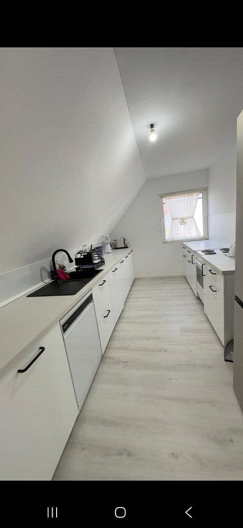 Pronájem bytu 4+1 90 m², Nürnberg, Bavorsko Pronájem bytu 4+1 90 m², Nürnberg, Bavorsko