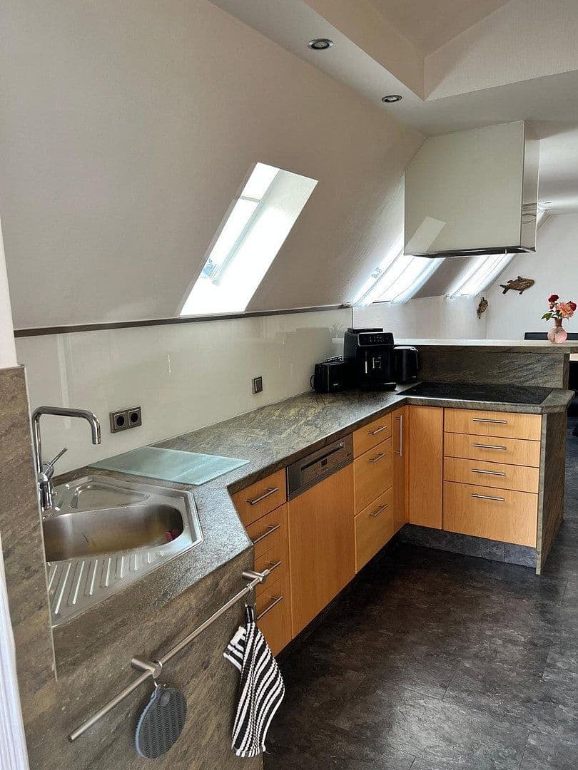 Prodej domu 260 m², pozemek 488 m², Mainhausen, Hessen Prodej domu 260 m², pozemek 488 m², Mainhausen, Hessen