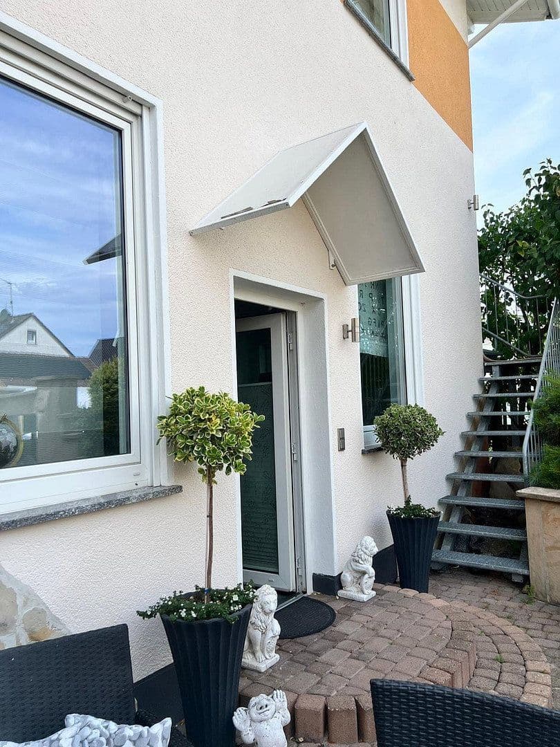 Prodej domu 260 m², pozemek 488 m², Mainhausen, Hessen Prodej domu 260 m², pozemek 488 m², Mainhausen, Hessen