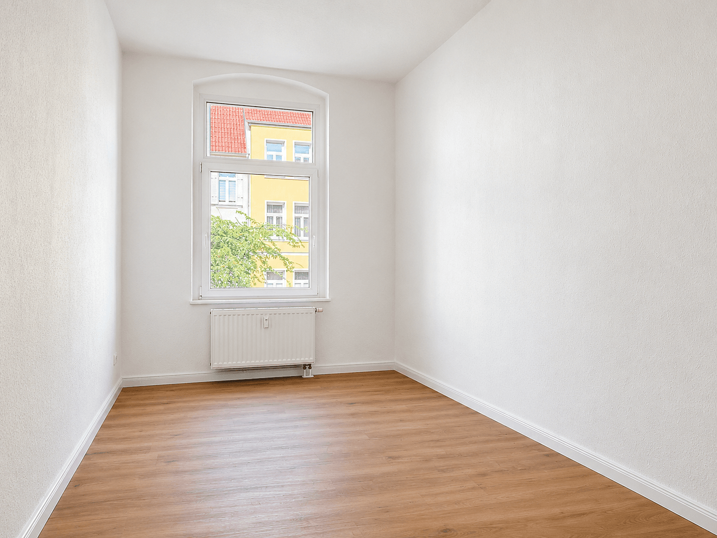 Pronájem bytu 3+1 78 m², Friesenstraße 57, Magdeburg, Sasko-Anhaltsko Pronájem bytu 3+1 78 m², Friesenstraße 57, Magdeburg, Sasko-Anhaltsko