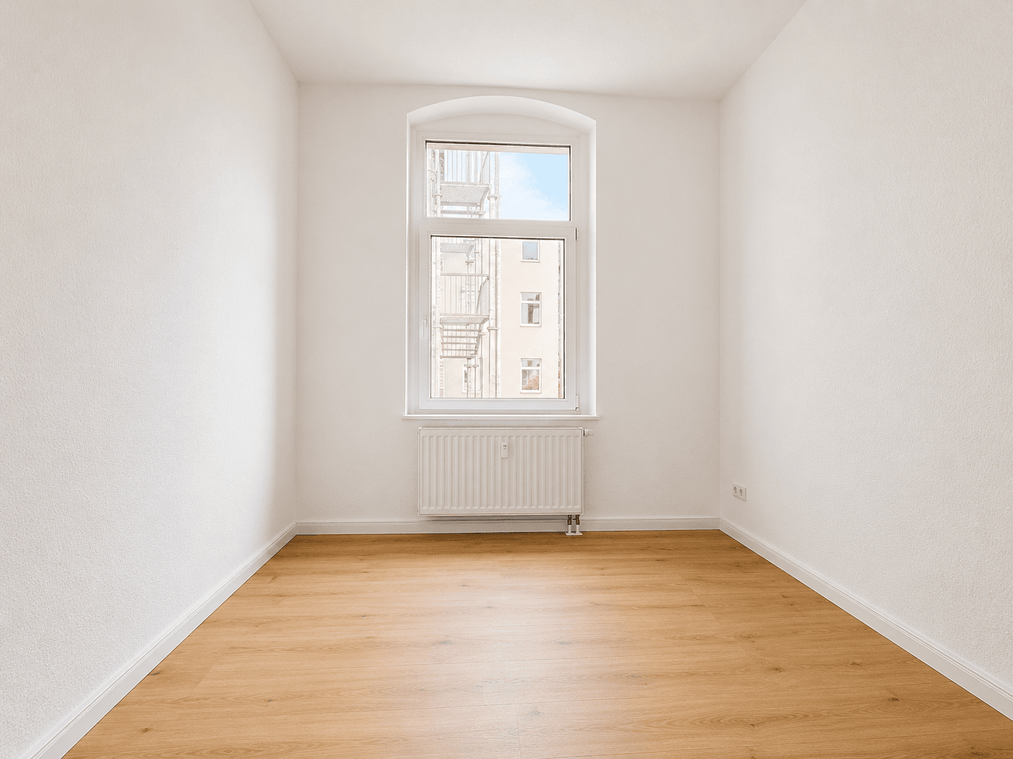 Pronájem bytu 3+1 78 m², Friesenstraße 57, Magdeburg, Sasko-Anhaltsko Pronájem bytu 3+1 78 m², Friesenstraße 57, Magdeburg, Sasko-Anhaltsko