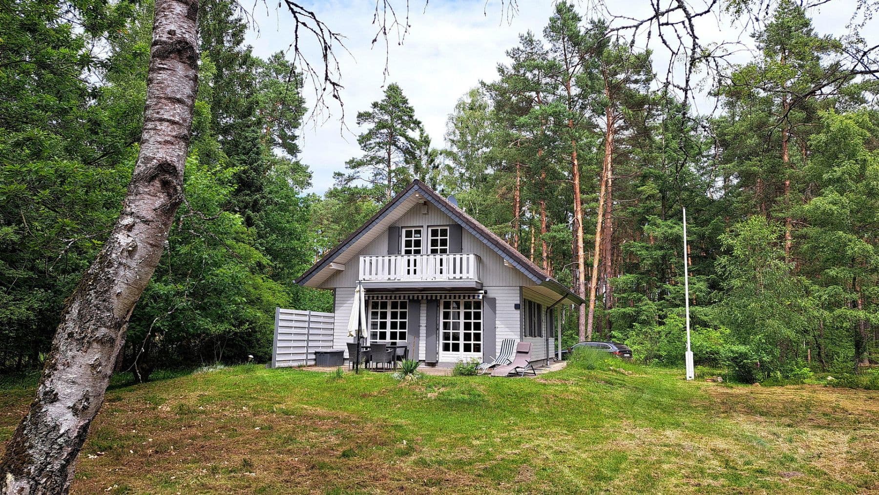 Prodej domu 106 m², pozemek 4.660 m², Bardowick, Dolní Sasko Prodej domu 106 m², pozemek 4.660 m², Bardowick, Dolní Sasko
