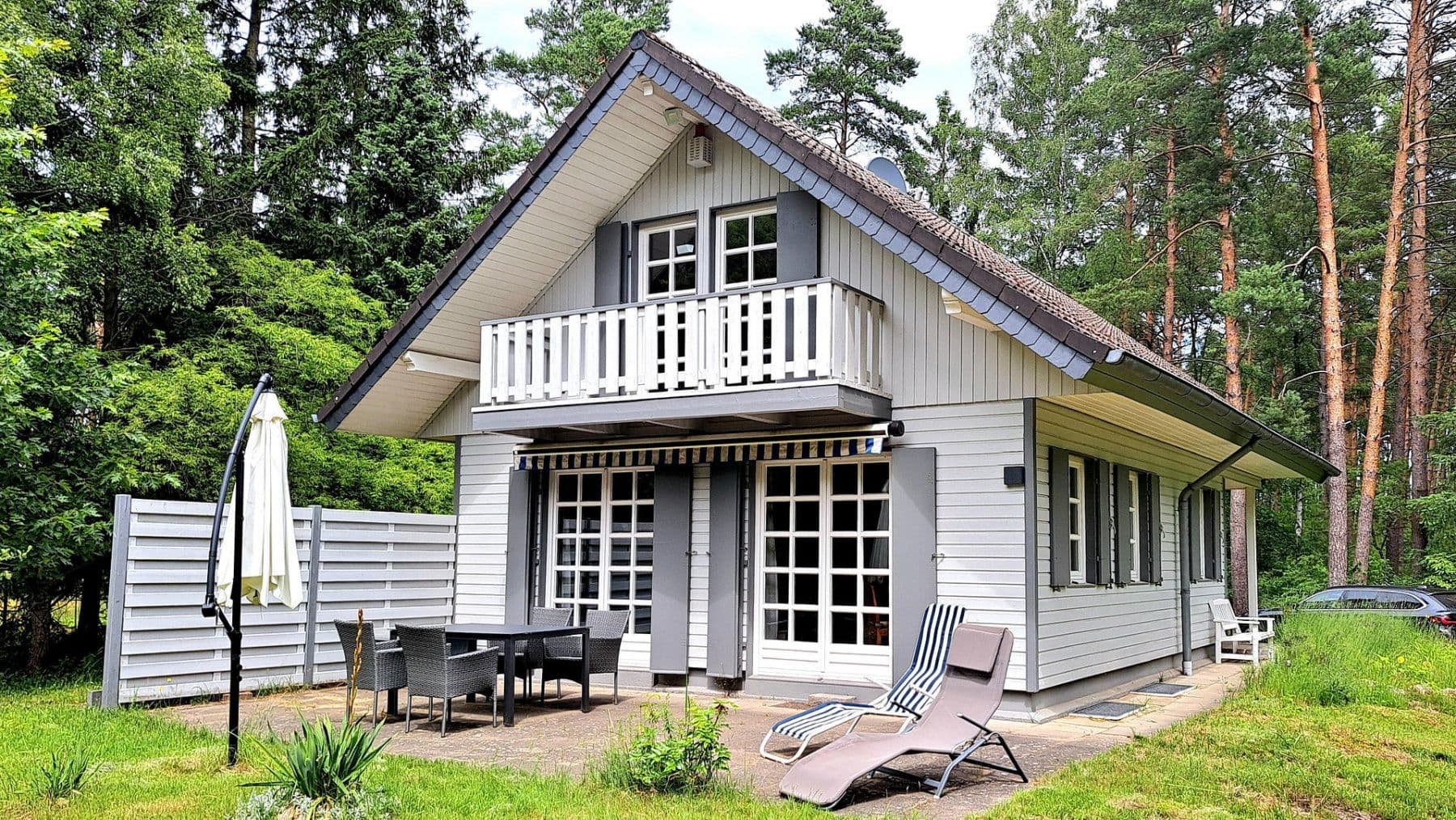 Prodej domu 106 m², pozemek 4.660 m², Bardowick, Dolní Sasko Prodej domu 106 m², pozemek 4.660 m², Bardowick, Dolní Sasko