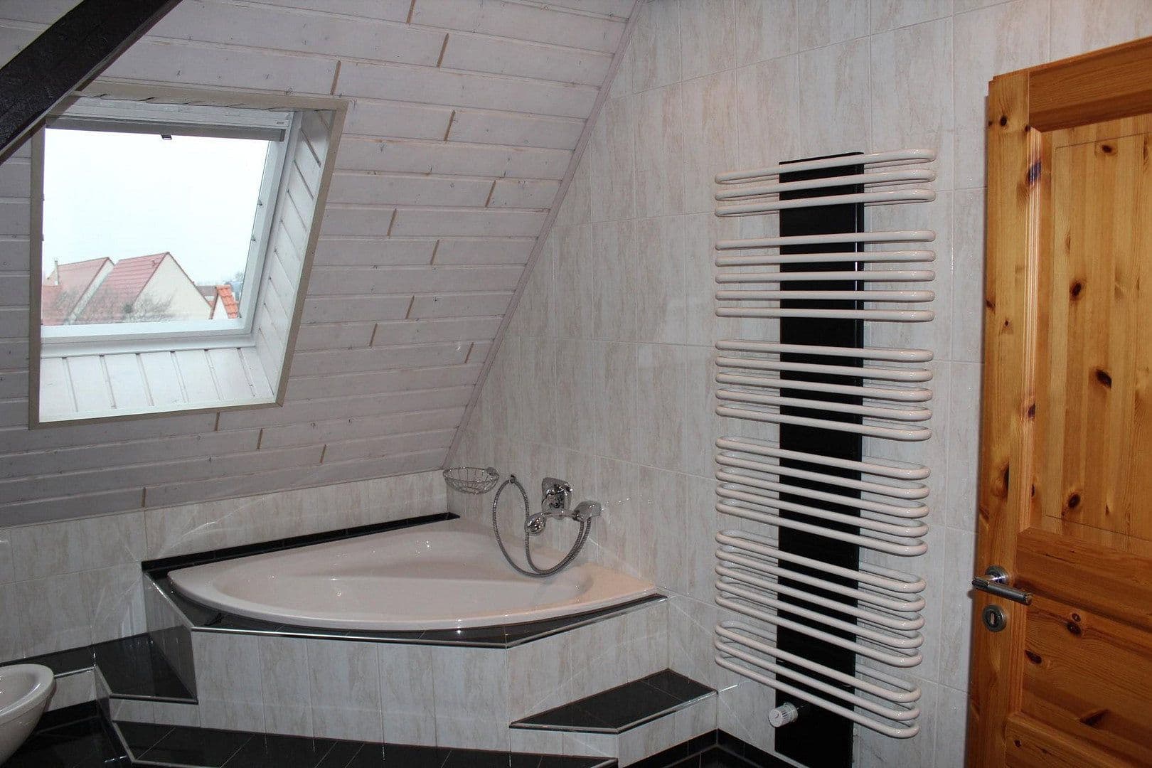 Prodej domu 200 m², pozemek 613 m², Reilingen, Bádensko-Württembersko Prodej domu 200 m², pozemek 613 m², Reilingen, Bádensko-Württembersko