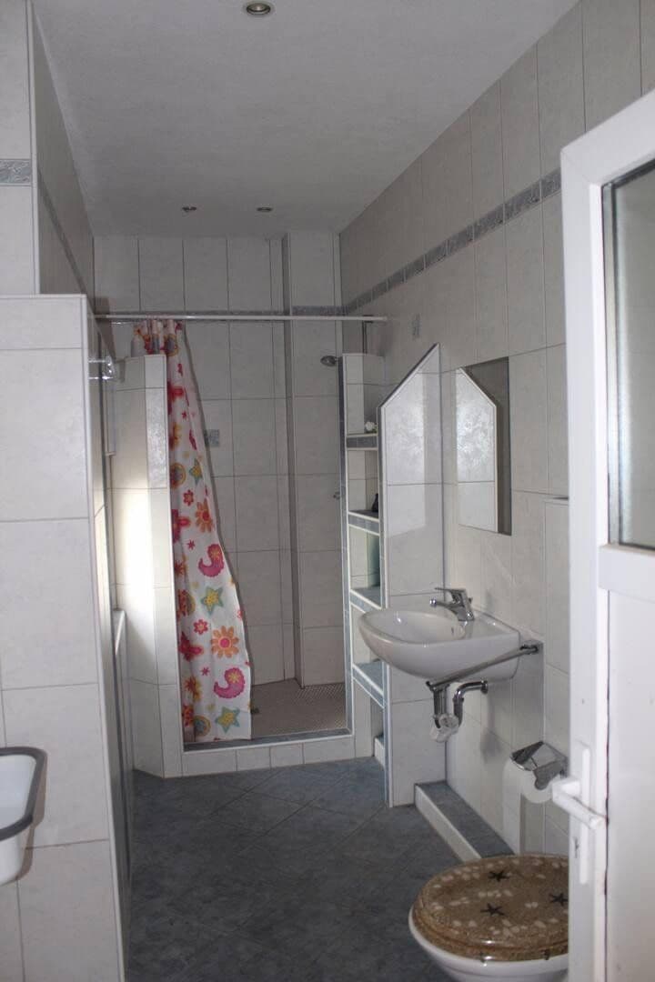 Prodej domu 200 m², pozemek 613 m², Reilingen, Bádensko-Württembersko Prodej domu 200 m², pozemek 613 m², Reilingen, Bádensko-Württembersko