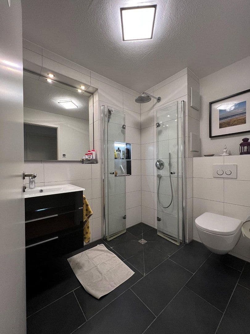 Pronájem bytu 3+kk 94 m², Oswald-Hesse-Straße 14, Stuttgart, Bádensko-Württembersko Pronájem bytu 3+kk 94 m², Oswald-Hesse-Straße 14, Stuttgart, Bádensko-Württembersko