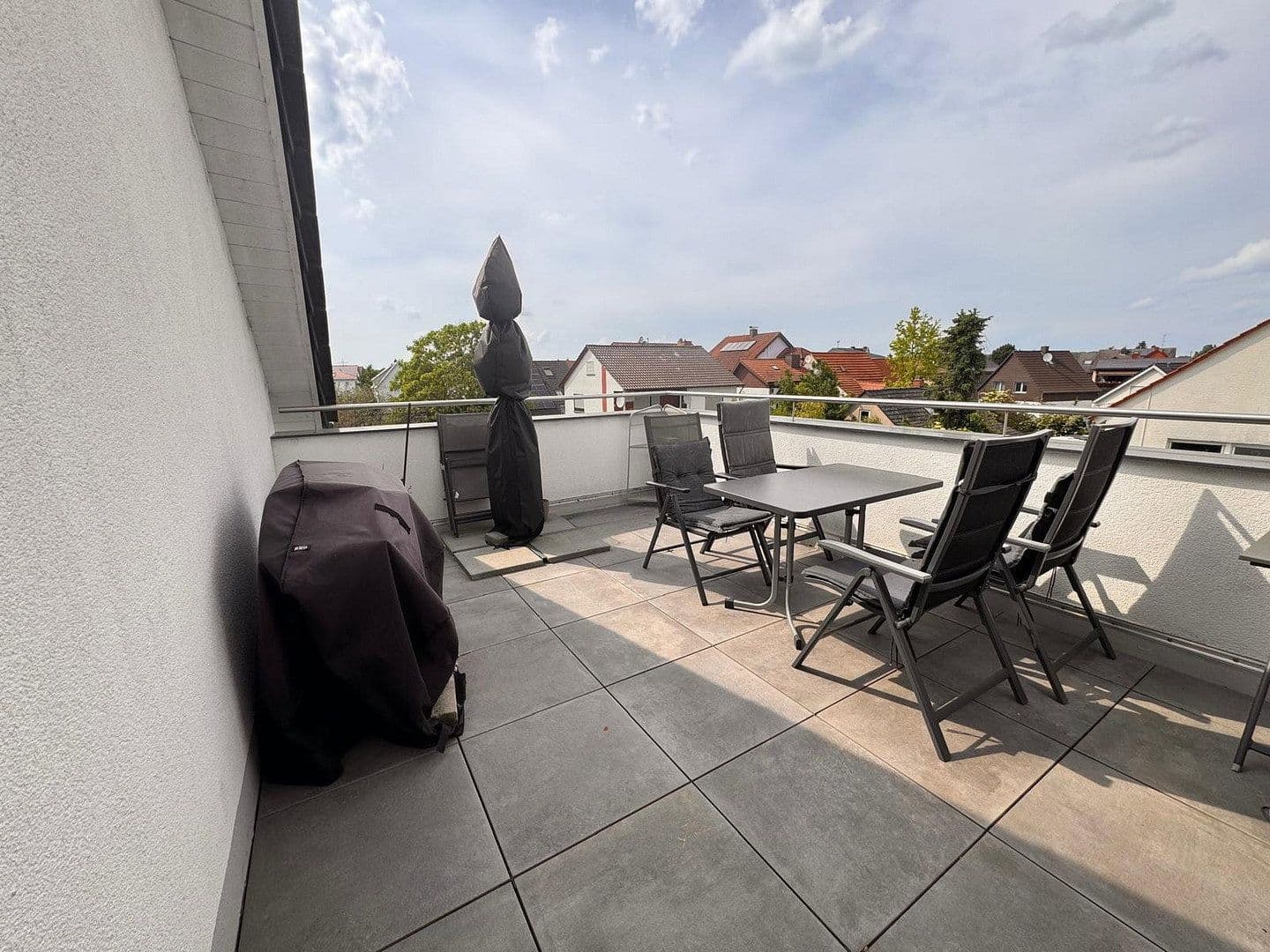 Prodej bytu 3+1 108 m², Bürstadt, Hessen Prodej bytu 3+1 108 m², Bürstadt, Hessen