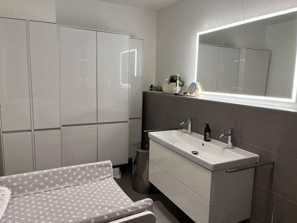 Prodej bytu 5+1 124 m², Hamburg, Hamburg Prodej bytu 5+1 124 m², Hamburg, Hamburg