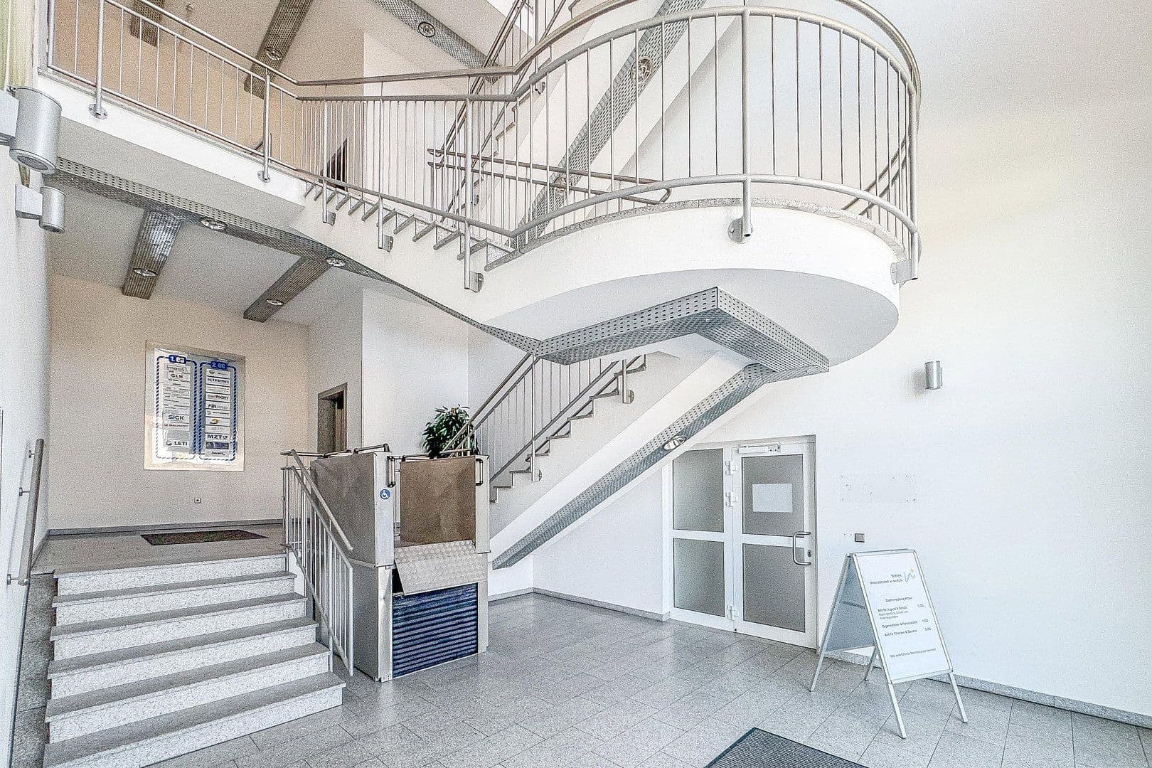 Pronájem kanceláře 195 m², Stockumer Straße 28, Witten, Severní Porýní-Vestfálsko Pronájem kanceláře 195 m², Stockumer Straße 28, Witten, Severní Porýní-Vestfálsko