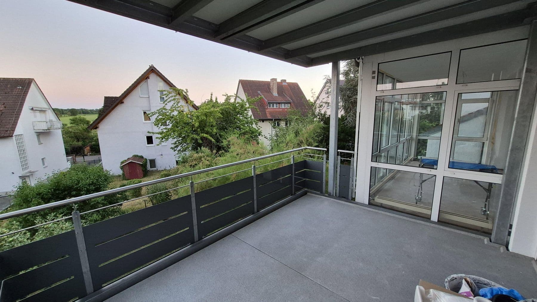 Pronájem bytu 3+1 87 m², Stuttgart, Bádensko-Württembersko Pronájem bytu 3+1 87 m², Stuttgart, Bádensko-Württembersko