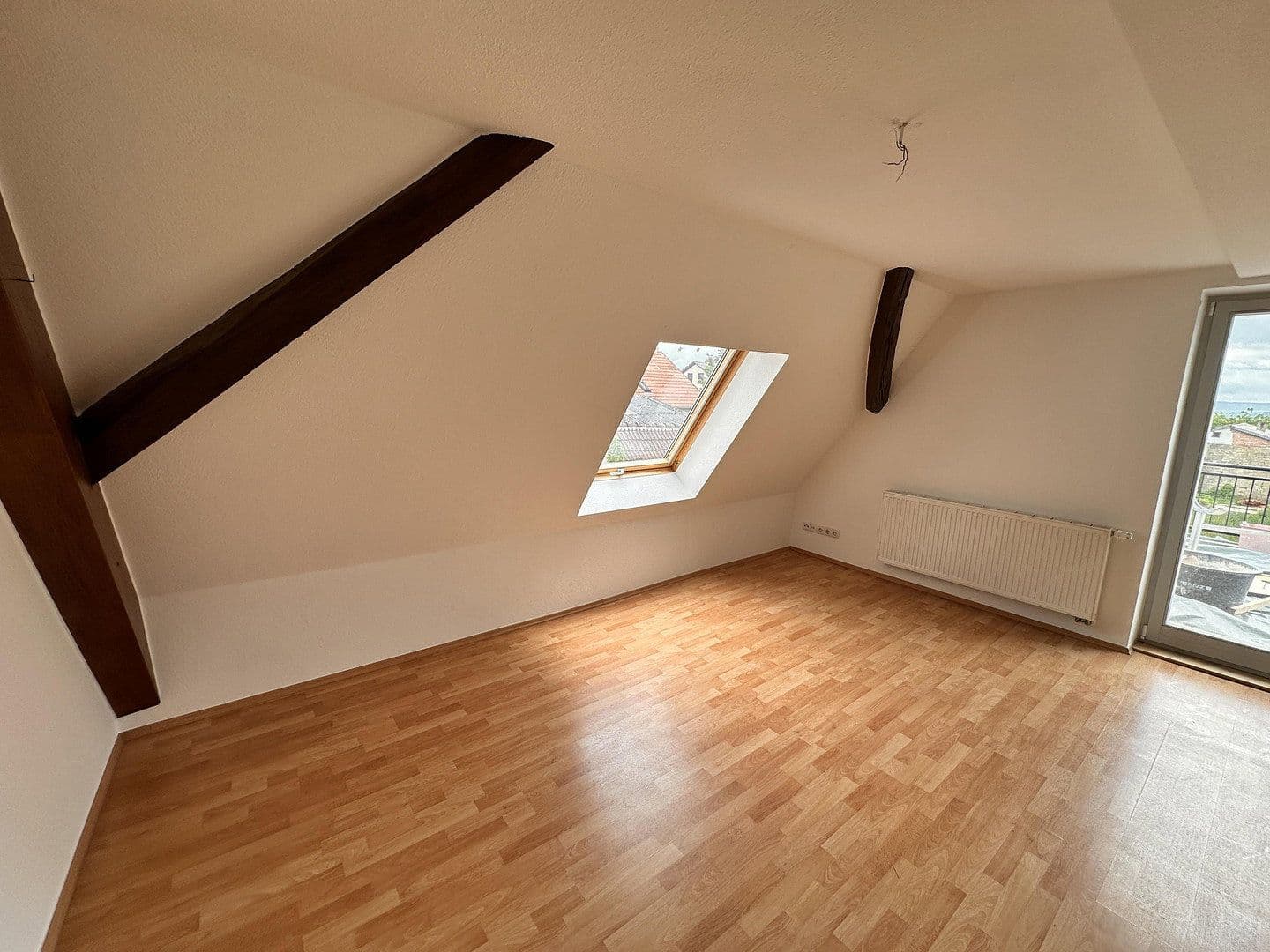 Pronájem bytu 2+1 71 m², Am Zehnt 9, Sinsheim, Bádensko-Württembersko Pronájem bytu 2+1 71 m², Am Zehnt 9, Sinsheim, Bádensko-Württembersko