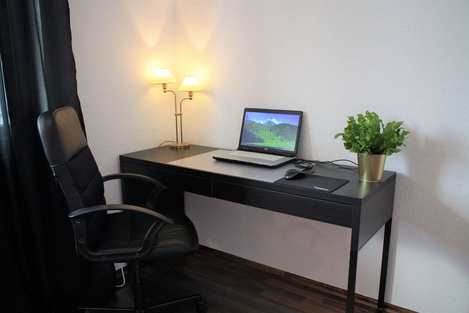 Prodej bytu 3+1 77 m², Bahlenstraße 146, Düsseldorf, Severní Porýní-Vestfálsko Prodej bytu 3+1 77 m², Bahlenstraße 146, Düsseldorf, Severní Porýní-Vestfálsko