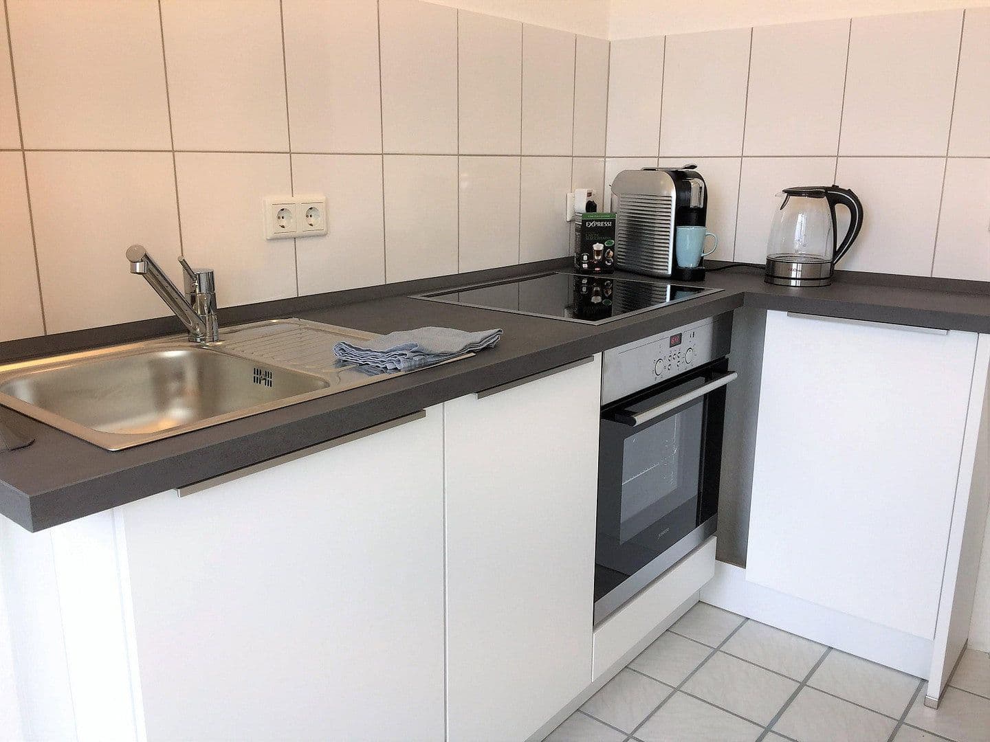 Prodej bytu 3+1 77 m², Bahlenstraße 146, Düsseldorf, Severní Porýní-Vestfálsko Prodej bytu 3+1 77 m², Bahlenstraße 146, Düsseldorf, Severní Porýní-Vestfálsko