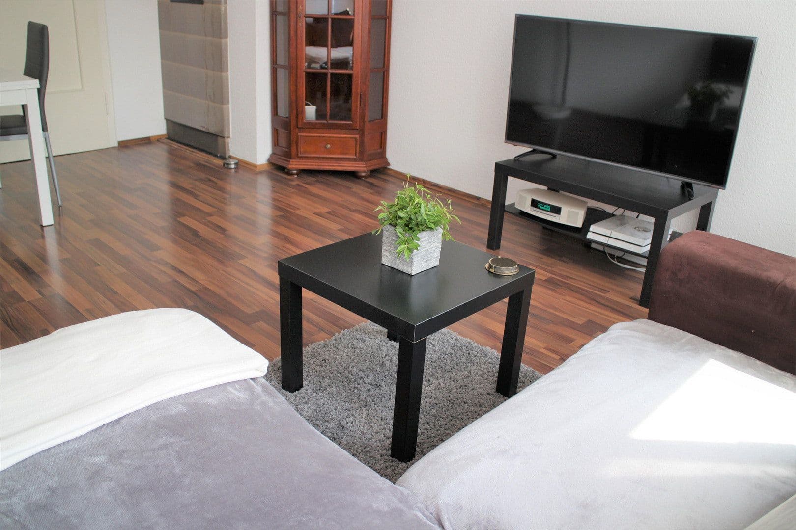 Prodej bytu 3+1 77 m², Bahlenstraße 146, Düsseldorf, Severní Porýní-Vestfálsko Prodej bytu 3+1 77 m², Bahlenstraße 146, Düsseldorf, Severní Porýní-Vestfálsko