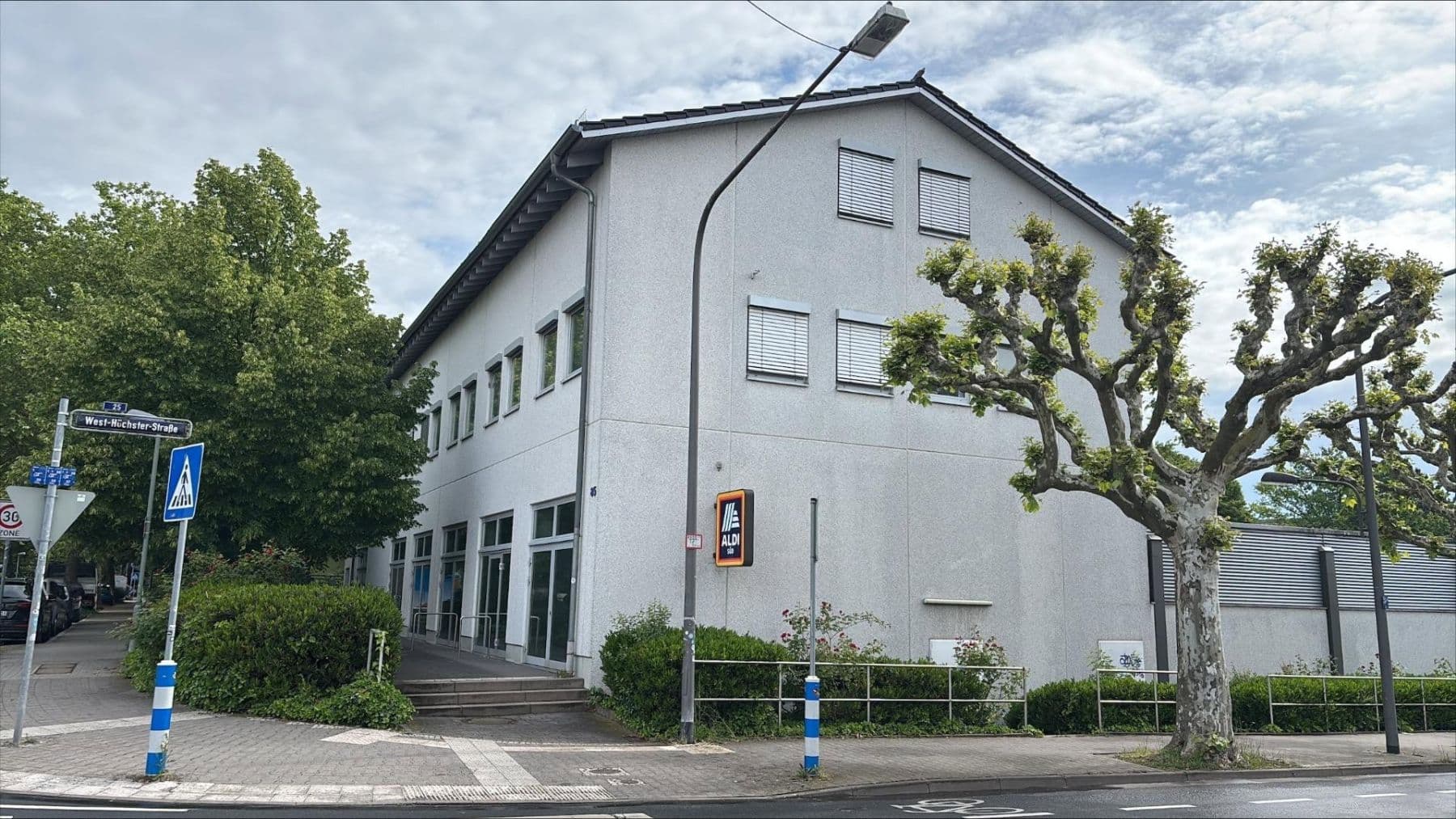 Pronájem kanceláře 485 m², Frankfurt-Zeilsheim, Hessen Pronájem kanceláře 485 m², Frankfurt-Zeilsheim, Hessen