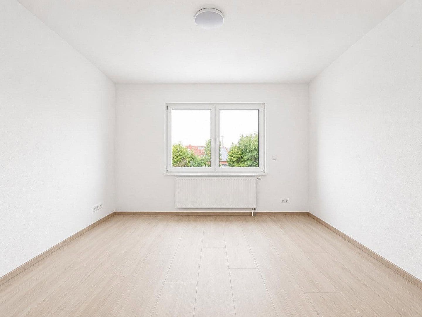 Prodej domu 192 m², pozemek 649 m², Friedrich-Ebert-Straße 68, Erzhausen, Hessen Prodej domu 192 m², pozemek 649 m², Friedrich-Ebert-Straße 68, Erzhausen, Hessen