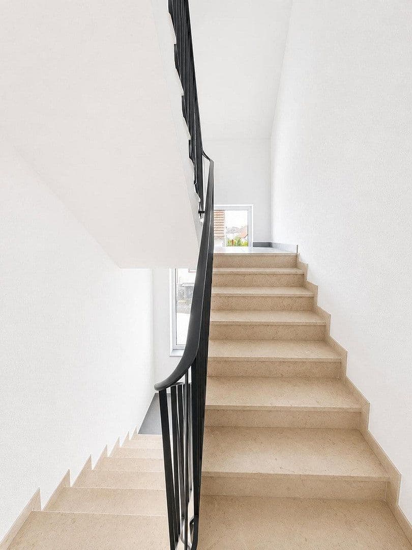 Prodej domu 192 m², pozemek 649 m², Friedrich-Ebert-Straße 68, Erzhausen, Hessen Prodej domu 192 m², pozemek 649 m², Friedrich-Ebert-Straße 68, Erzhausen, Hessen