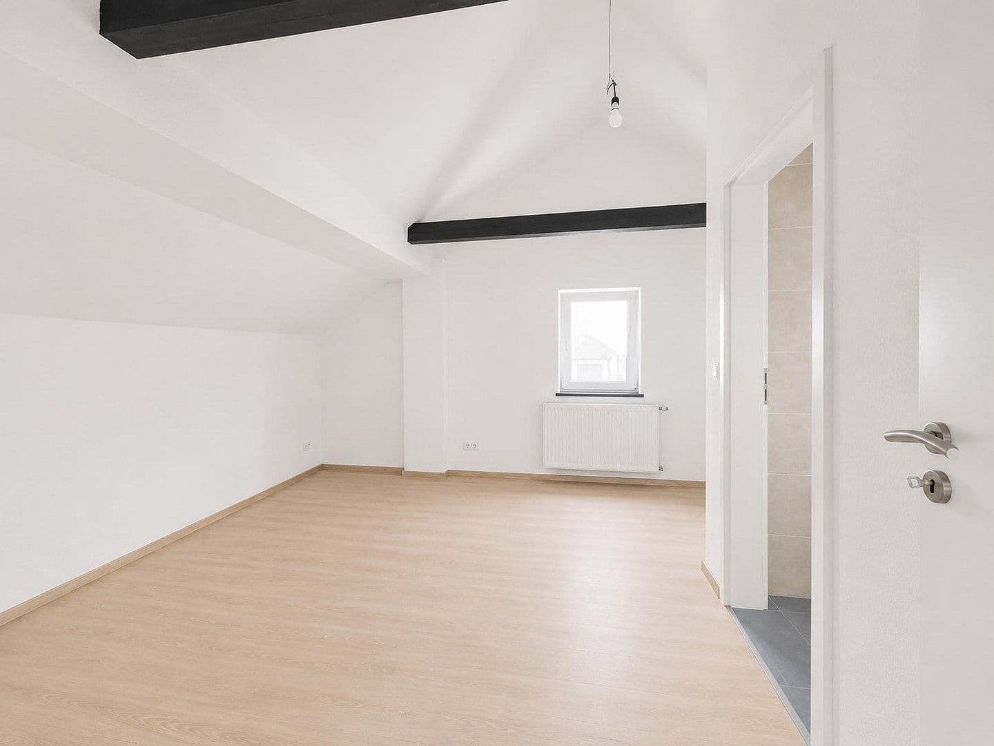 Prodej domu 192 m², pozemek 649 m², Friedrich-Ebert-Straße 68, Erzhausen, Hessen Prodej domu 192 m², pozemek 649 m², Friedrich-Ebert-Straße 68, Erzhausen, Hessen