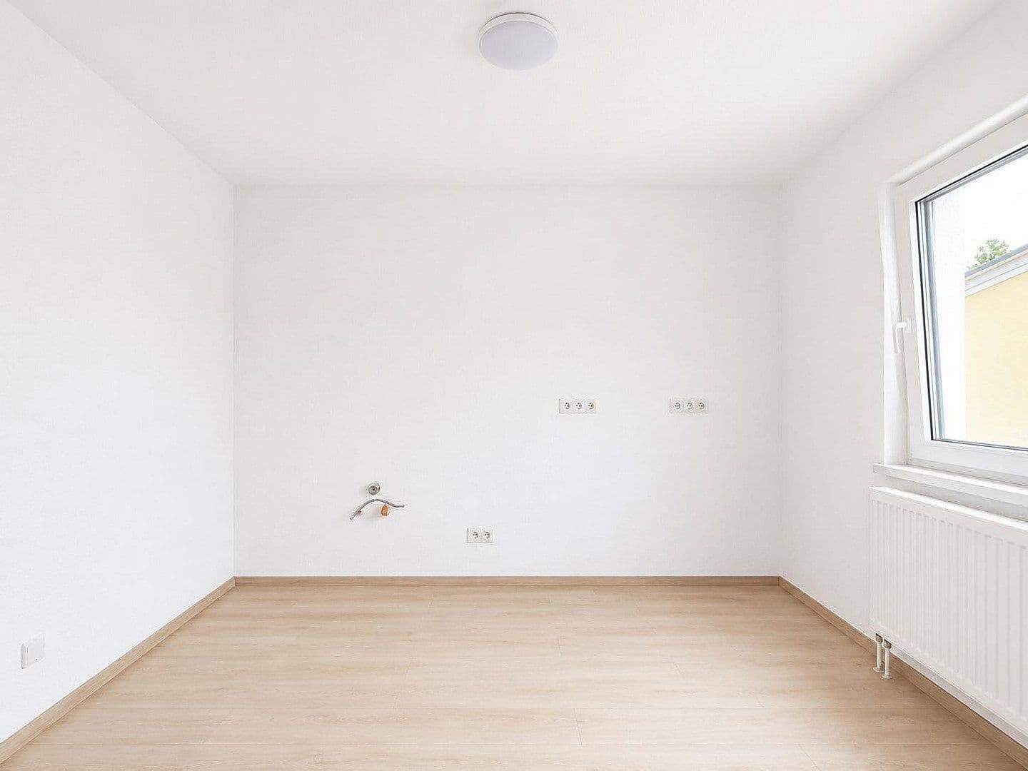 Prodej domu 192 m², pozemek 649 m², Friedrich-Ebert-Straße 68, Erzhausen, Hessen Prodej domu 192 m², pozemek 649 m², Friedrich-Ebert-Straße 68, Erzhausen, Hessen