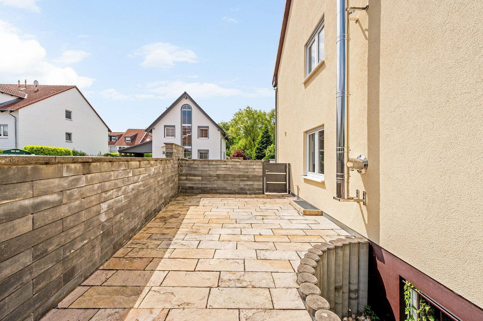 Prodej domu 141 m², pozemek 224 m², In der Wolfskaute 23, Weiterstadt, Hessen Prodej domu 141 m², pozemek 224 m², In der Wolfskaute 23, Weiterstadt, Hessen