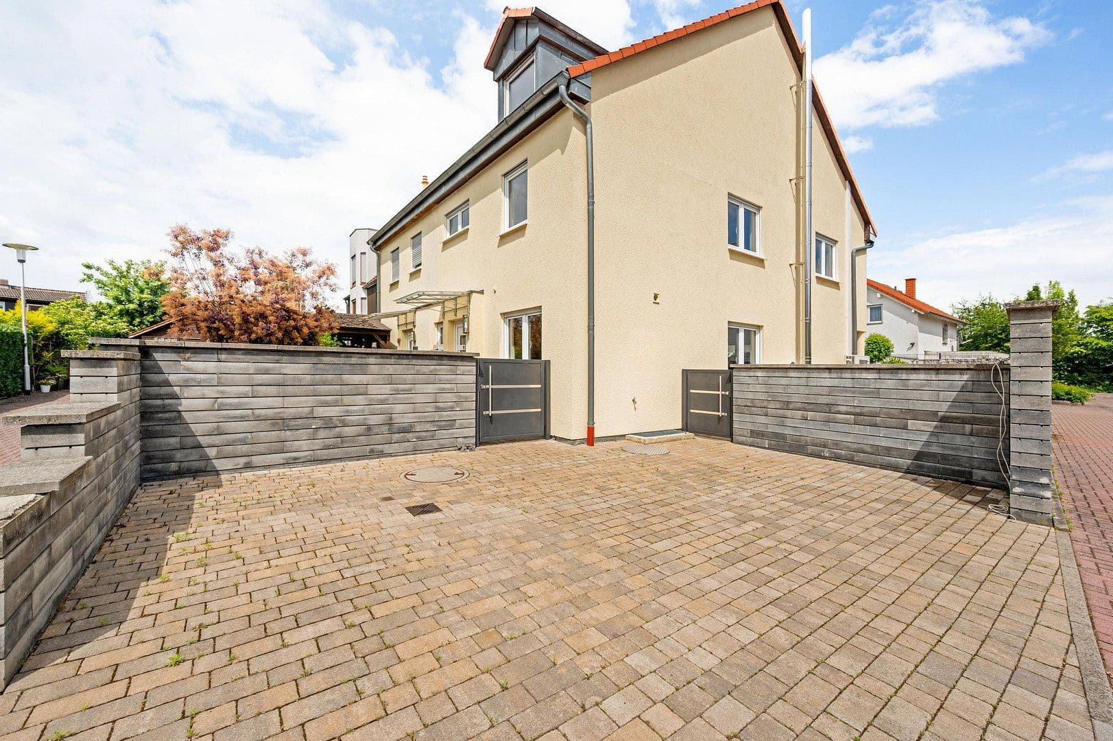 Prodej domu 141 m², pozemek 224 m², In der Wolfskaute 23, Weiterstadt, Hessen Prodej domu 141 m², pozemek 224 m², In der Wolfskaute 23, Weiterstadt, Hessen