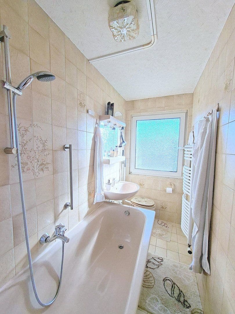 Prodej domu 150 m², pozemek 656 m², Offenbach, Hessen Prodej domu 150 m², pozemek 656 m², Offenbach, Hessen