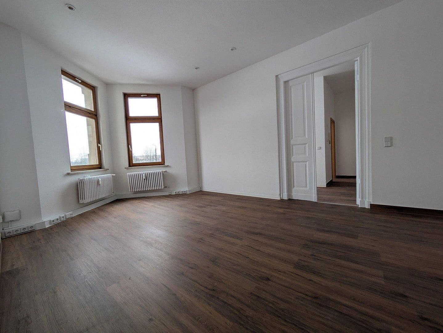 Pronájem bytu 1+1 39 m², Paracelsussstr. 5a, Halle, Sasko-Anhaltsko Pronájem bytu 1+1 39 m², Paracelsussstr. 5a, Halle, Sasko-Anhaltsko