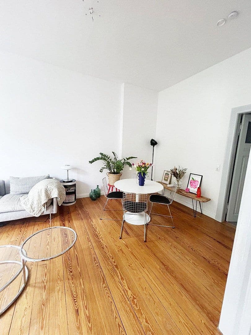 Pronájem bytu 3+1 89 m², Bremen, Bremen Pronájem bytu 3+1 89 m², Bremen, Bremen