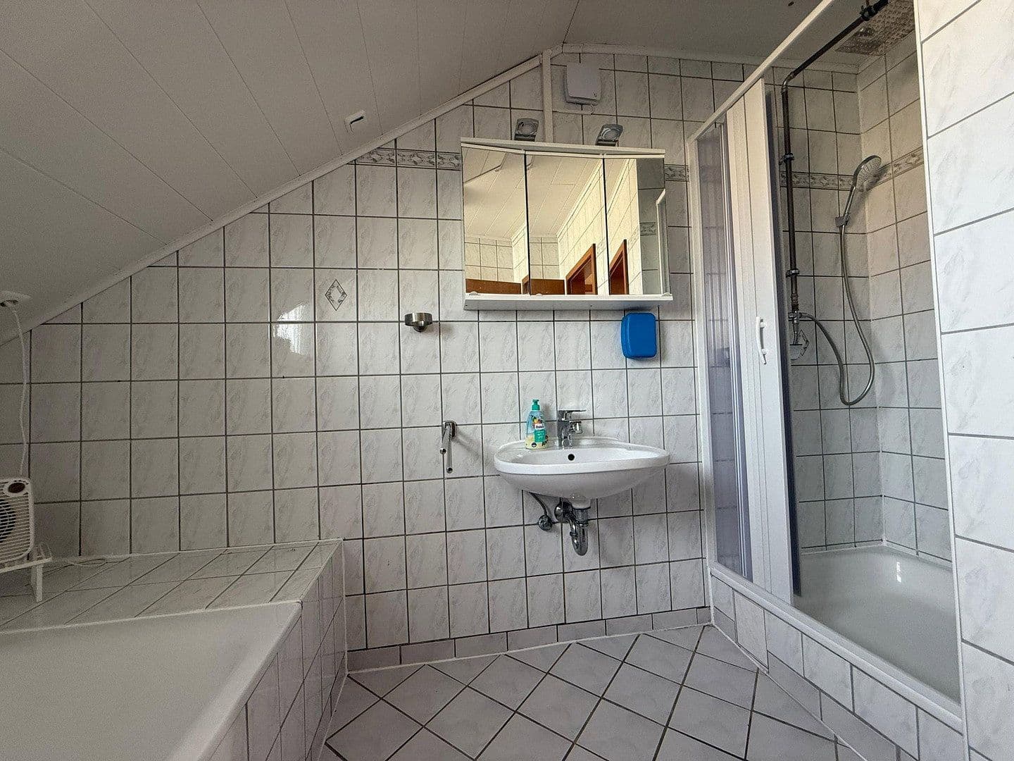 Prodej domu 170 m², pozemek 212 m², Griesheim, Hessen Prodej domu 170 m², pozemek 212 m², Griesheim, Hessen