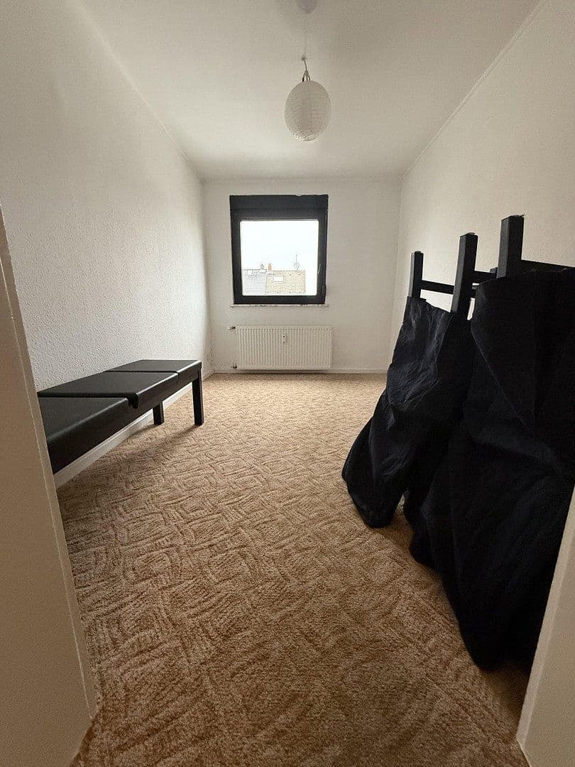 Prodej domu 170 m², pozemek 212 m², Griesheim, Hessen Prodej domu 170 m², pozemek 212 m², Griesheim, Hessen