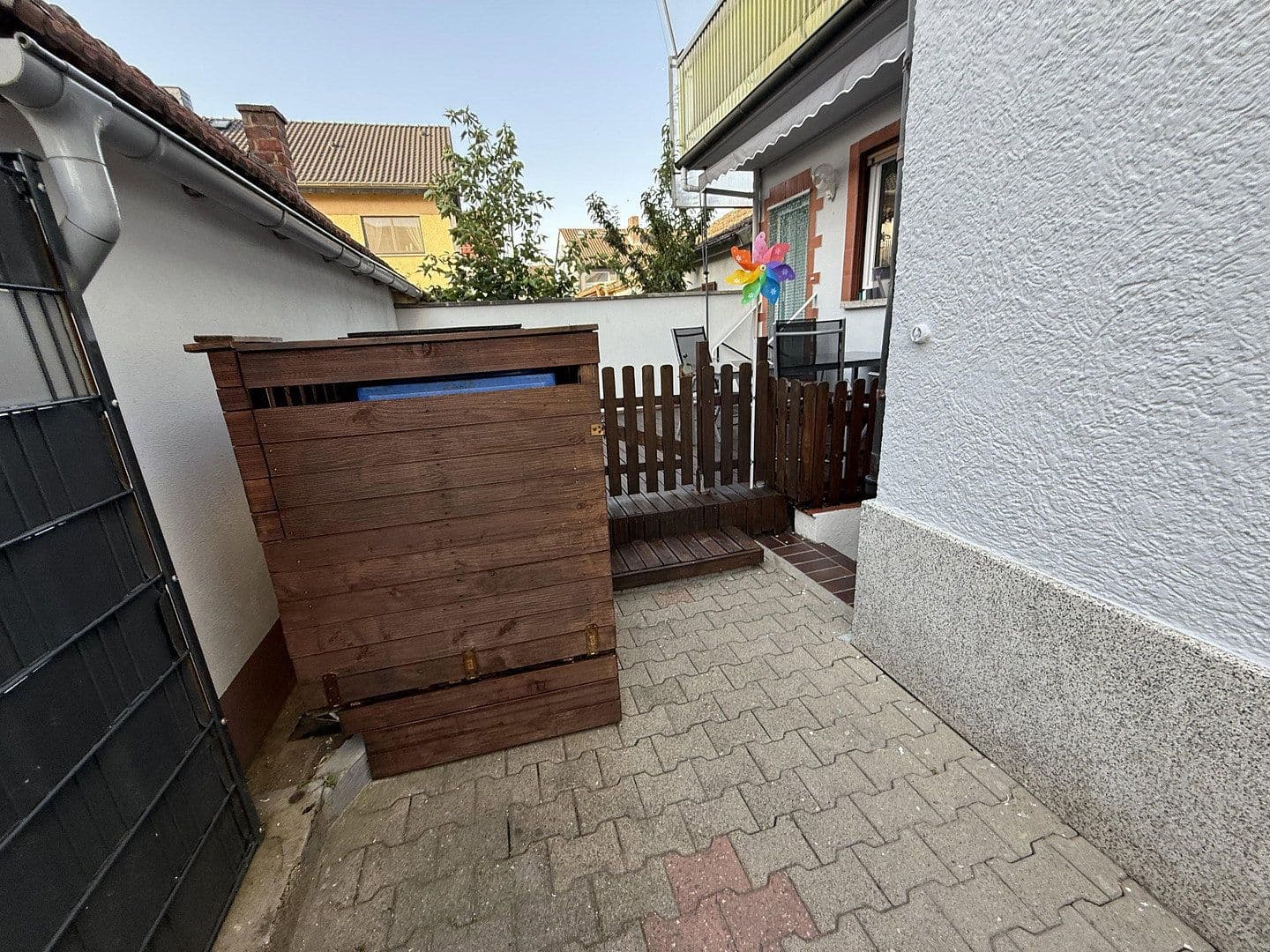 Prodej domu 170 m², pozemek 212 m², Griesheim, Hessen Prodej domu 170 m², pozemek 212 m², Griesheim, Hessen