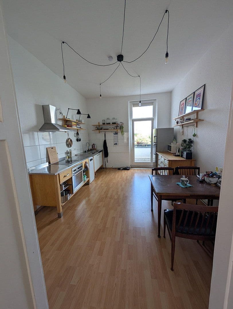 Pronájem bytu 3+1 98 m², Martinstrasse 8, Moers, Severní Porýní-Vestfálsko Pronájem bytu 3+1 98 m², Martinstrasse 8, Moers, Severní Porýní-Vestfálsko