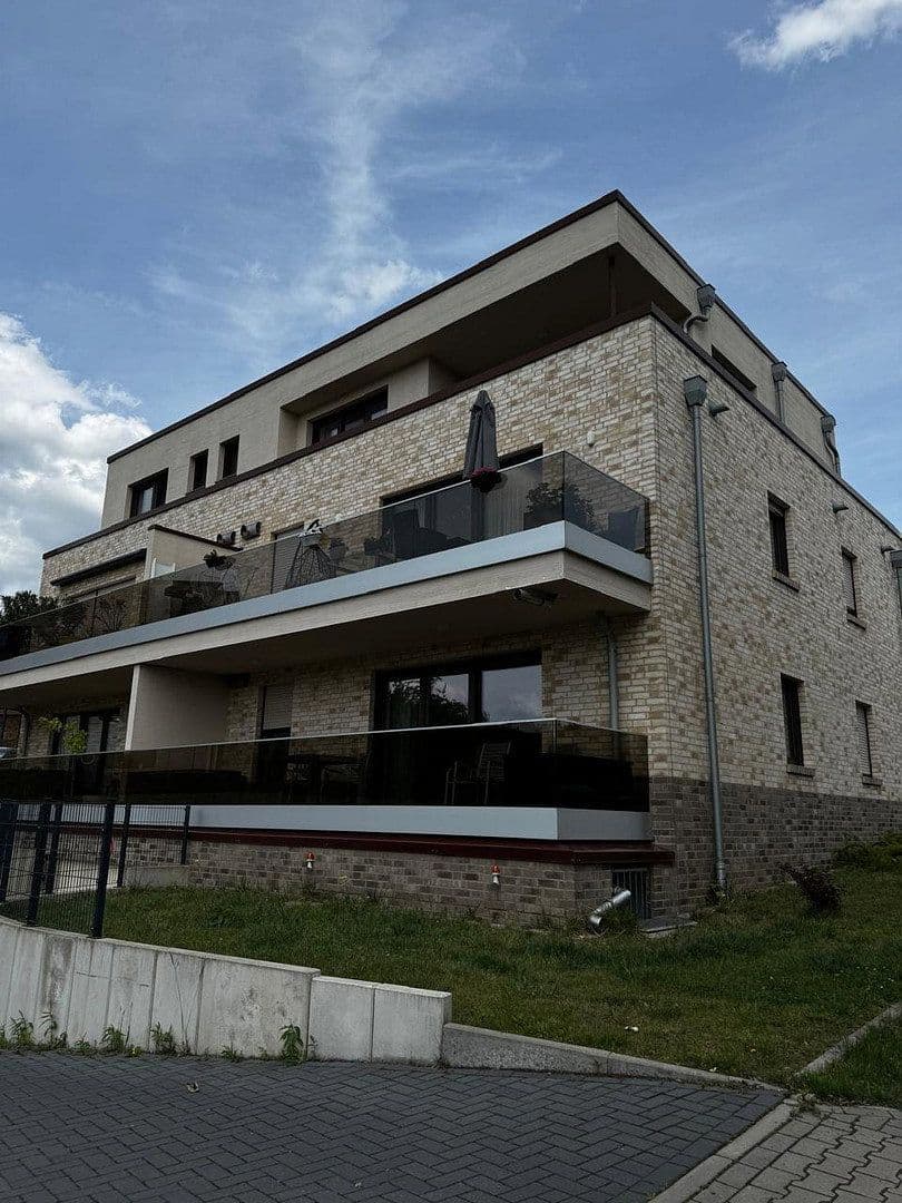 Pronájem bytu 3+1 87 m², Traubenweg 2, Osnabrück, Dolní Sasko Pronájem bytu 3+1 87 m², Traubenweg 2, Osnabrück, Dolní Sasko