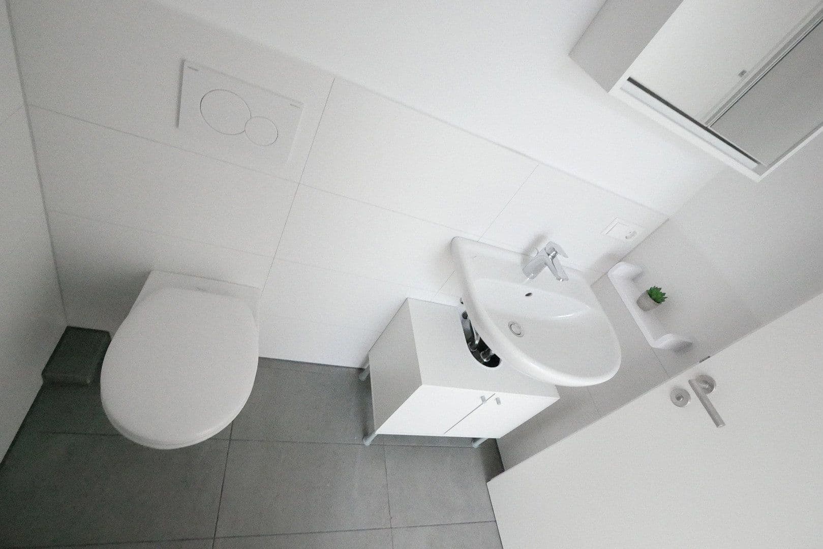 Pronájem bytu 25 m², Stuttgart, Bádensko-Württembersko Pronájem bytu 25 m², Stuttgart, Bádensko-Württembersko