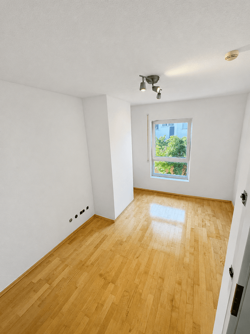 Pronájem domu 112 m², pozemek 162 m², Baiersdorf, Bavorsko Pronájem domu 112 m², pozemek 162 m², Baiersdorf, Bavorsko
