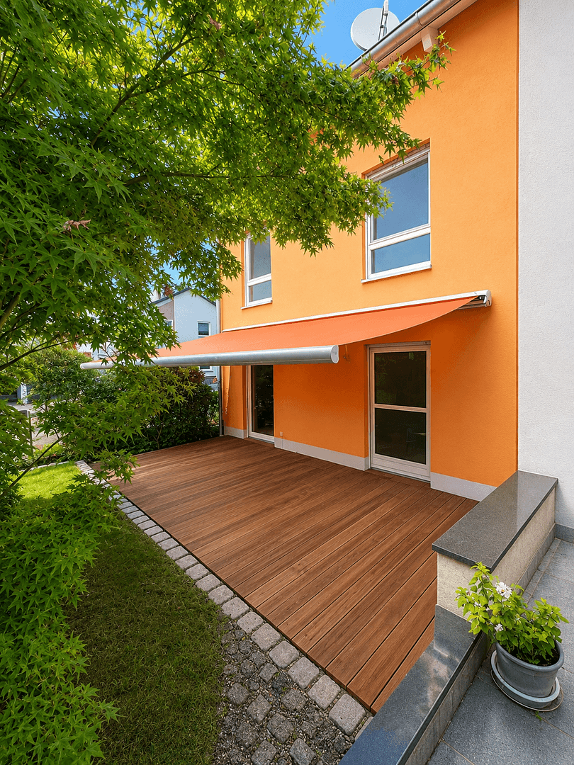 Pronájem domu 112 m², pozemek 162 m², Baiersdorf, Bavorsko Pronájem domu 112 m², pozemek 162 m², Baiersdorf, Bavorsko