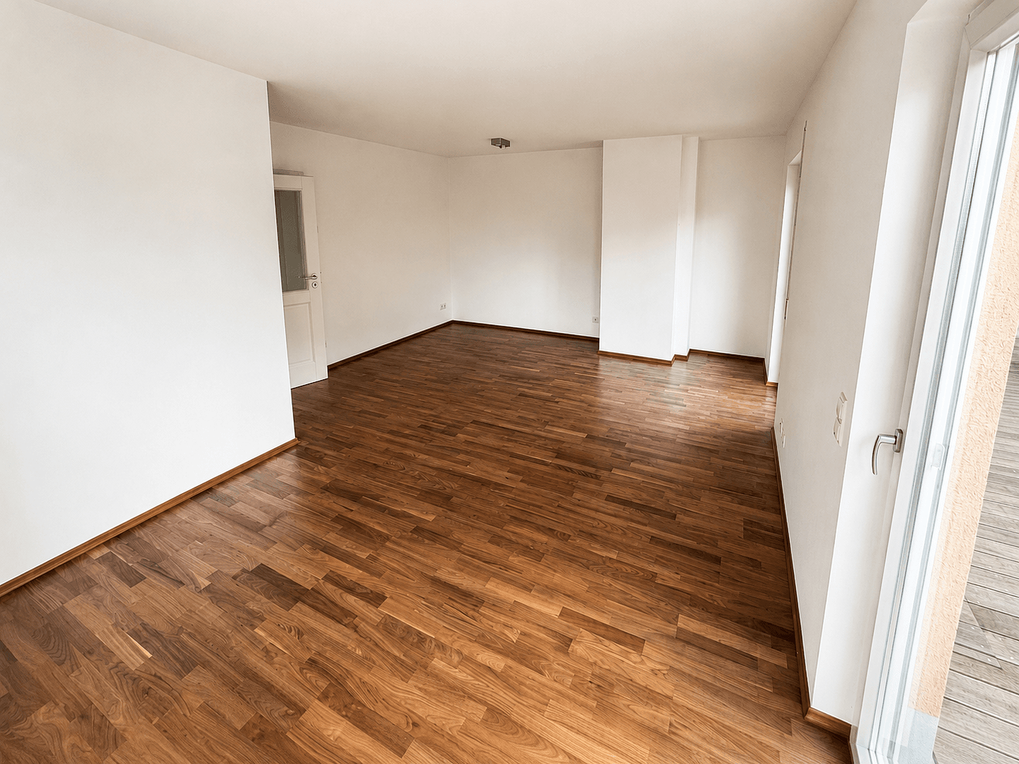Pronájem domu 112 m², pozemek 162 m², Baiersdorf, Bavorsko Pronájem domu 112 m², pozemek 162 m², Baiersdorf, Bavorsko