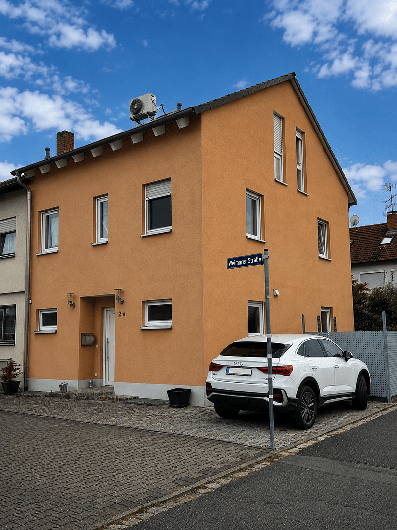 Pronájem domu 112 m², pozemek 162 m², Baiersdorf, Bavorsko Pronájem domu 112 m², pozemek 162 m², Baiersdorf, Bavorsko